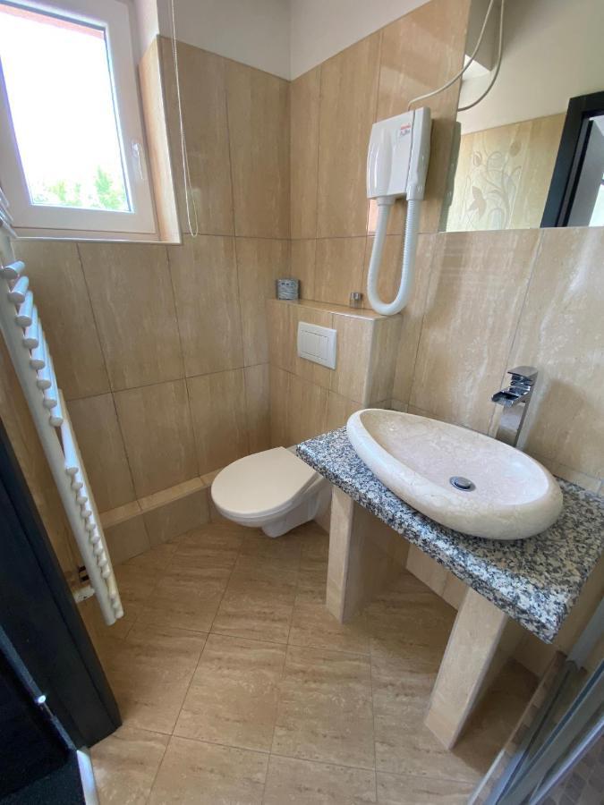 Penzion Na Cisarstvi Horni Sucha Exteriör bild